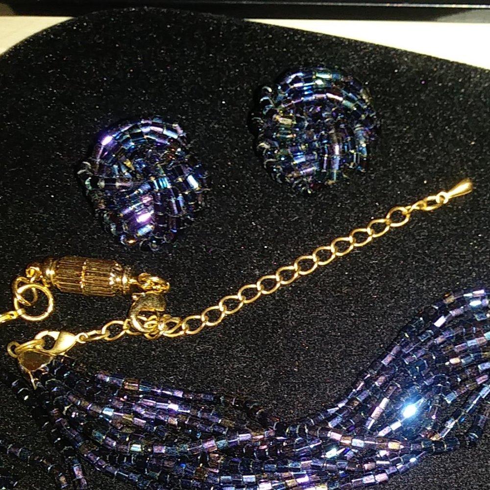 Vintage Iridescent Blue/Purple Beaded Necklace & Earring Set